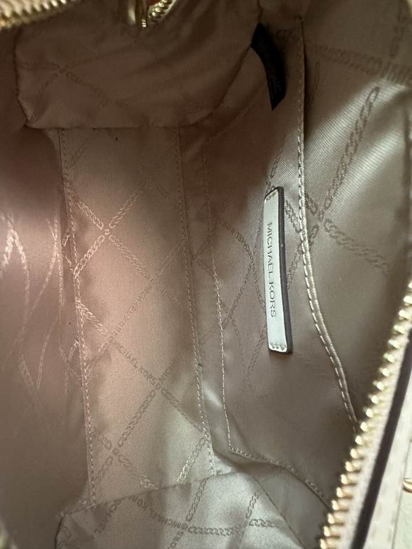 Travel 20.5X10.5X15cm 030804 EY 3色 24