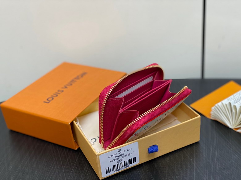 Vivienne M13409 11x8 5x2cm gf1_7