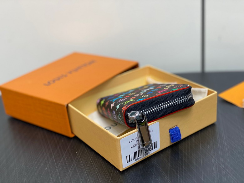 Vivienne M13409 11x8 5x2cm gf_3