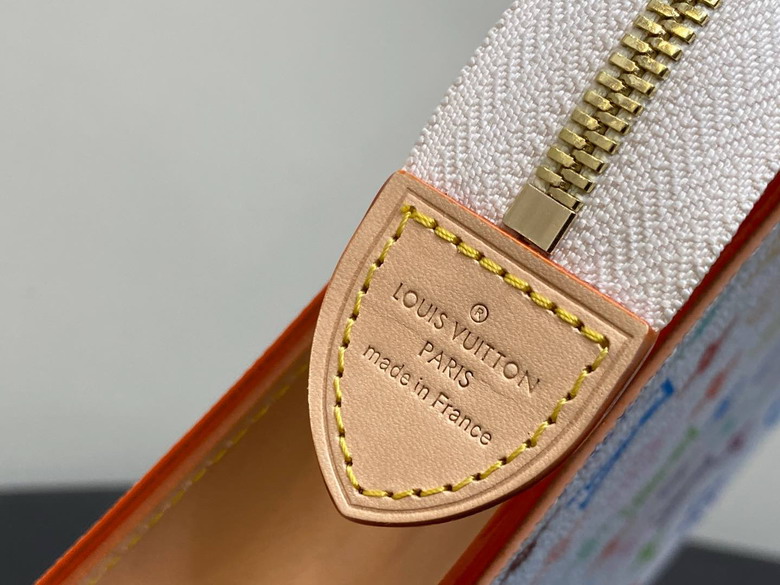 Voyage M13746 27x21x6cm gf1_6