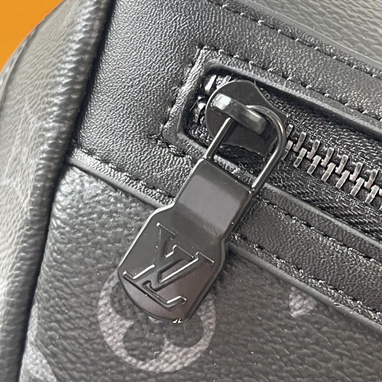 Voyager M12517 33x22 5x11cm ss_8