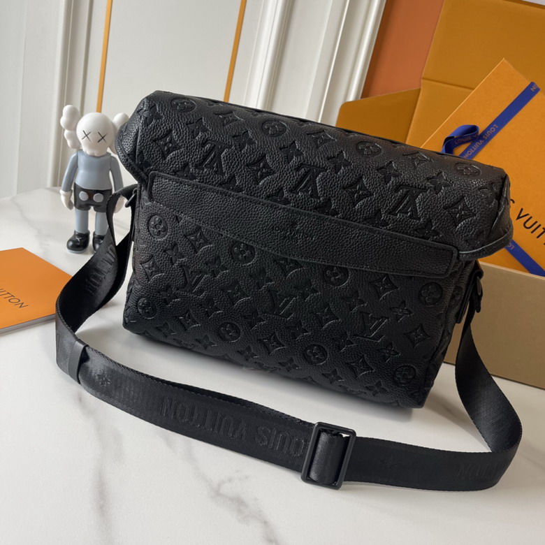 Voyager M25121 33x22 5x11cm ss_3