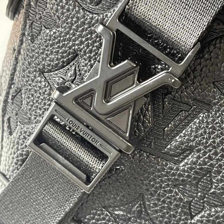 Voyager M25121 33x22 5x11cm ss_6