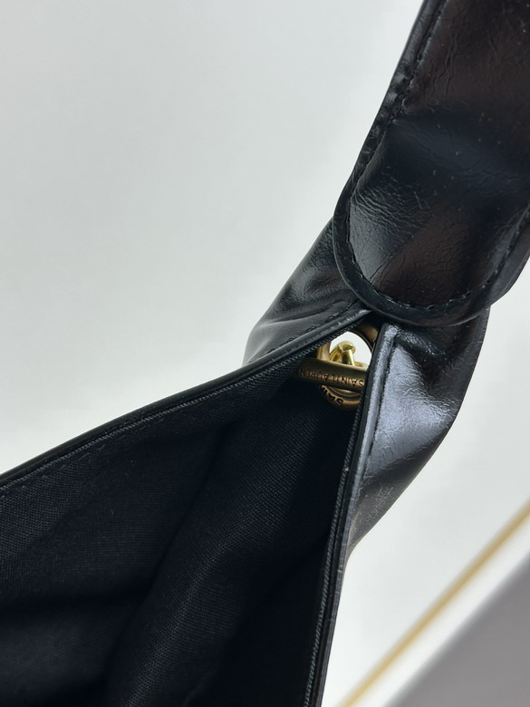 YSL saint 6102 37x35x8cm ss1_7