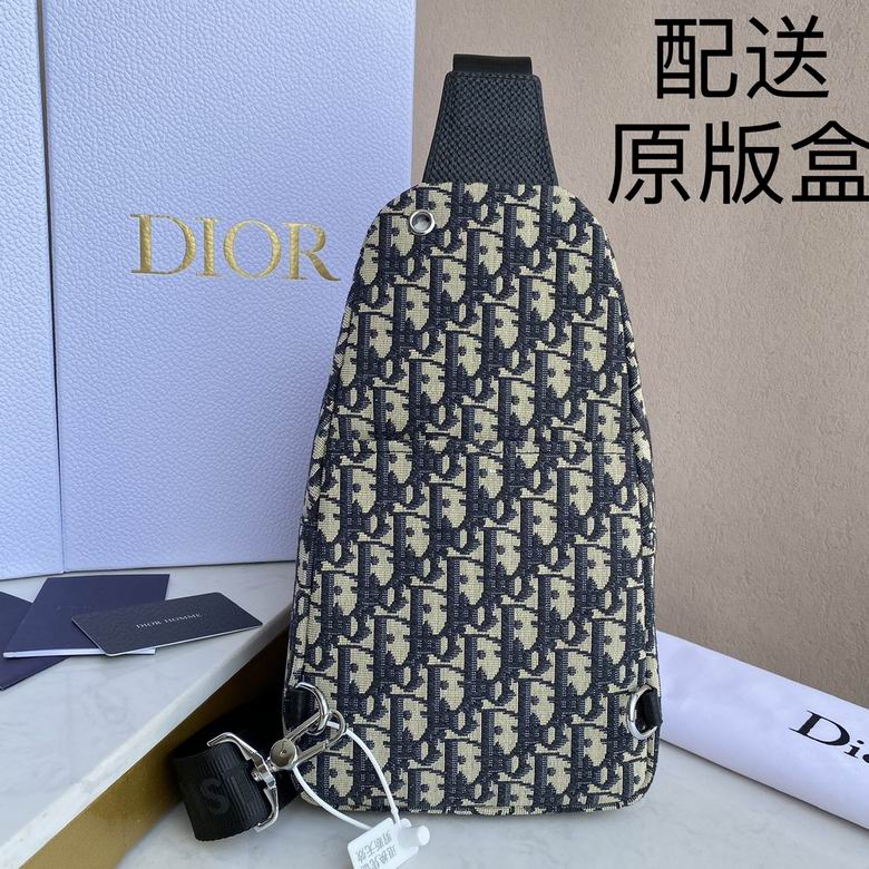 1042 30X18X5.5cm WP 1