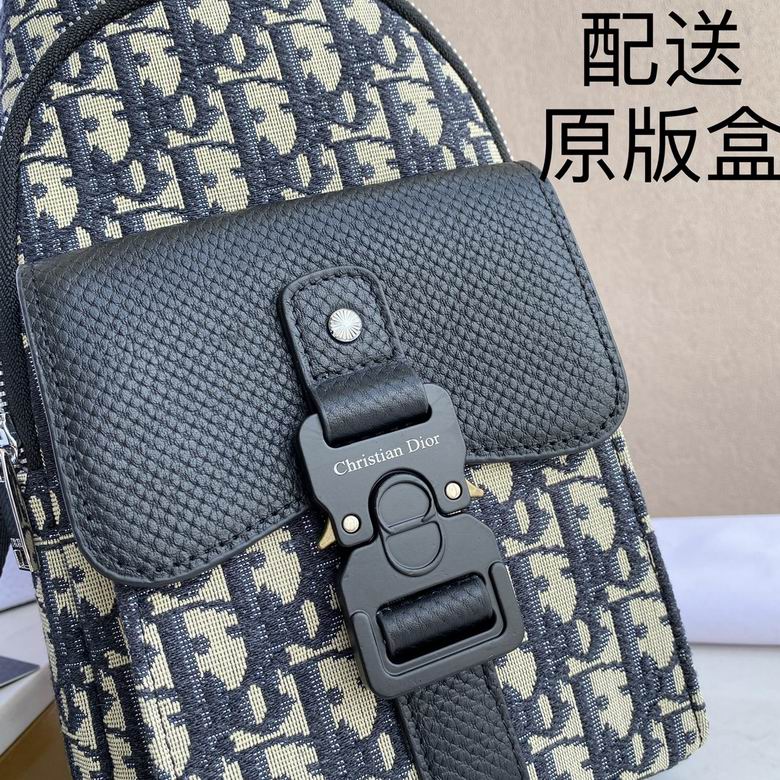 1042 30X18X5.5cm WP 6