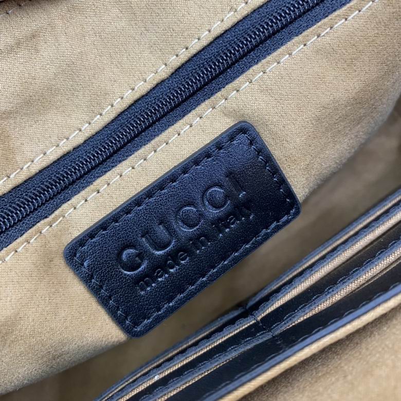 1043-5 27X20X6.5cm WP 8