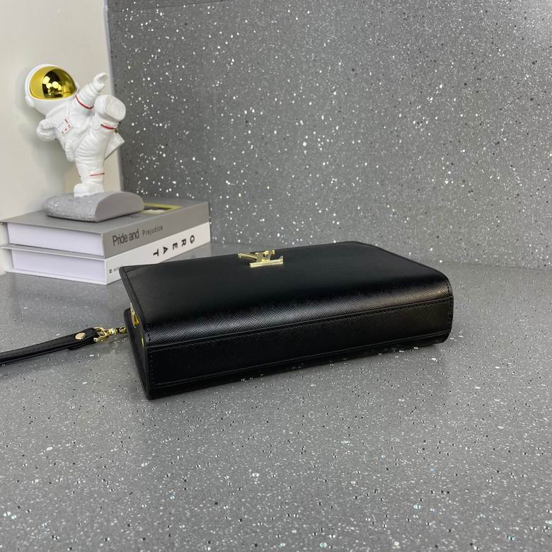 121-4 24.5X17X6cm WP 3