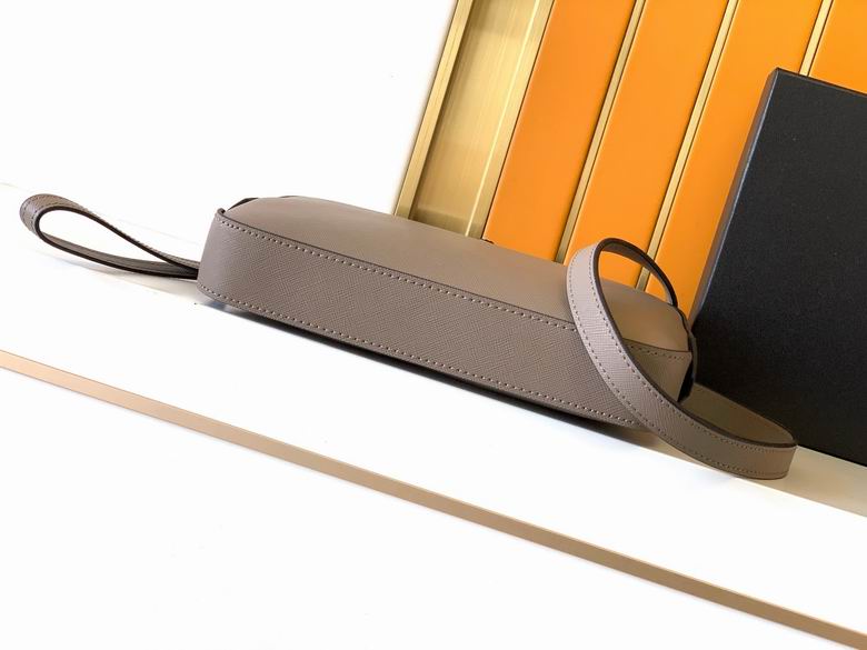 130308 24X17X4cm WP 3