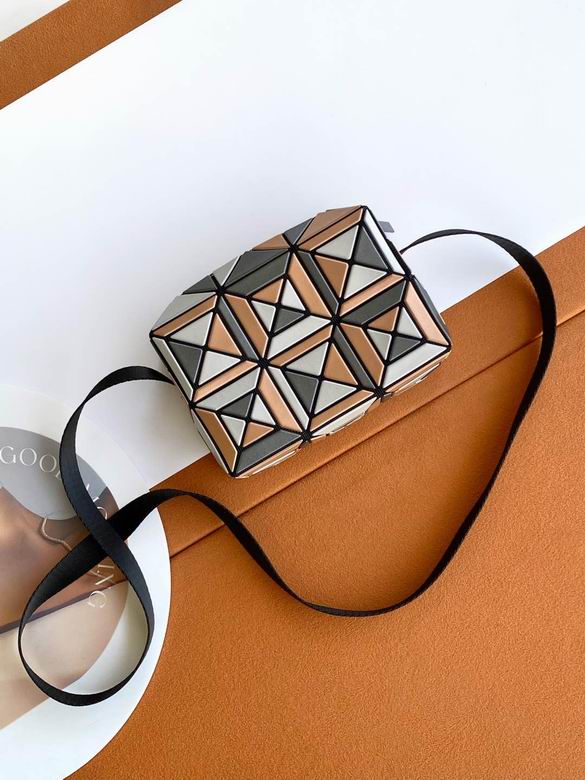 17.5X11.5X6cm 041001 YT 3色 20