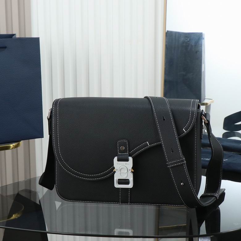 1ADME162YKK 31X23X8cm WP 0