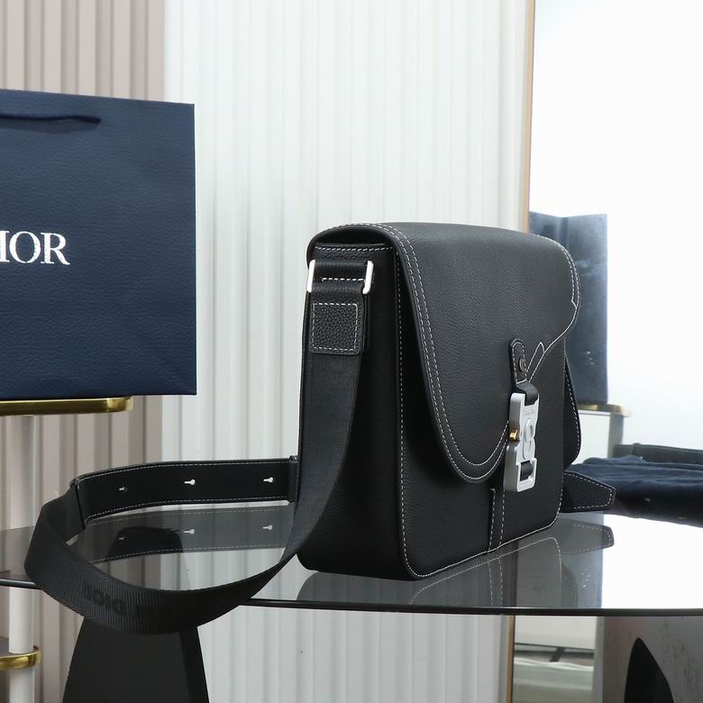 1ADME162YKK 31X23X8cm WP 1