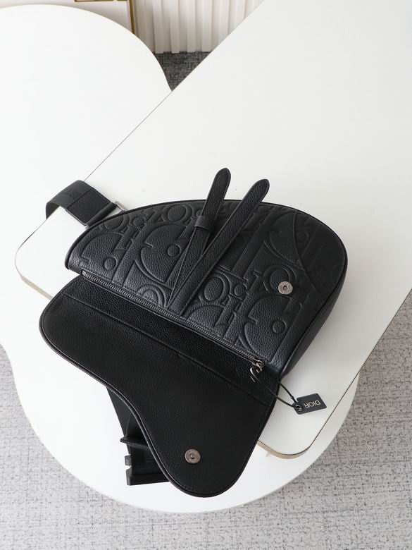 1ADPO093LLG 27X20X5cm WP 7