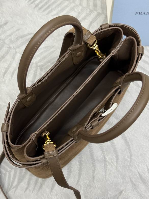 1BA434 32X23X11cm WP 7