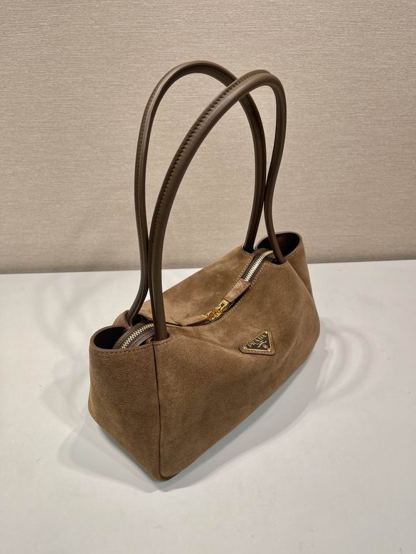 1BA444 28X18X11cm WP 2