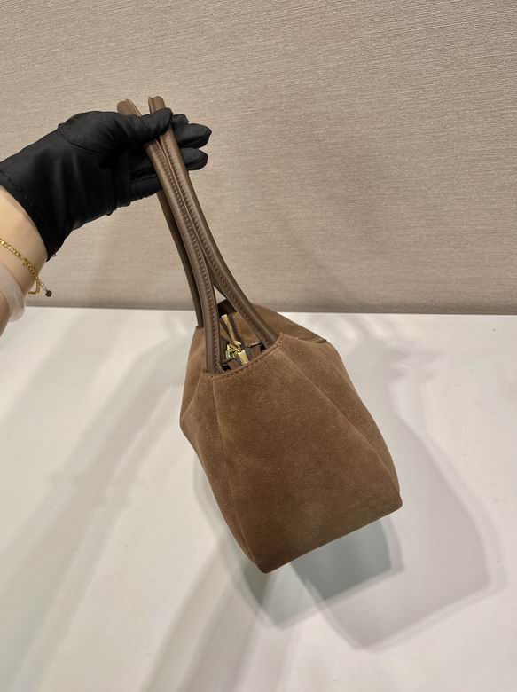 1BA444 28X18X11cm WP 4