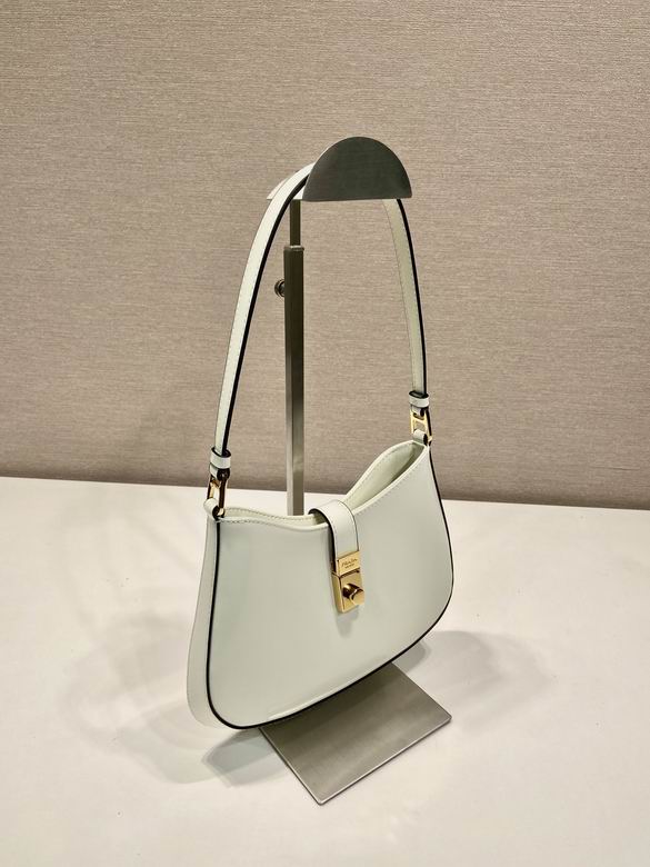 1BC169 22X18.5X4.5cm WP 2色 10