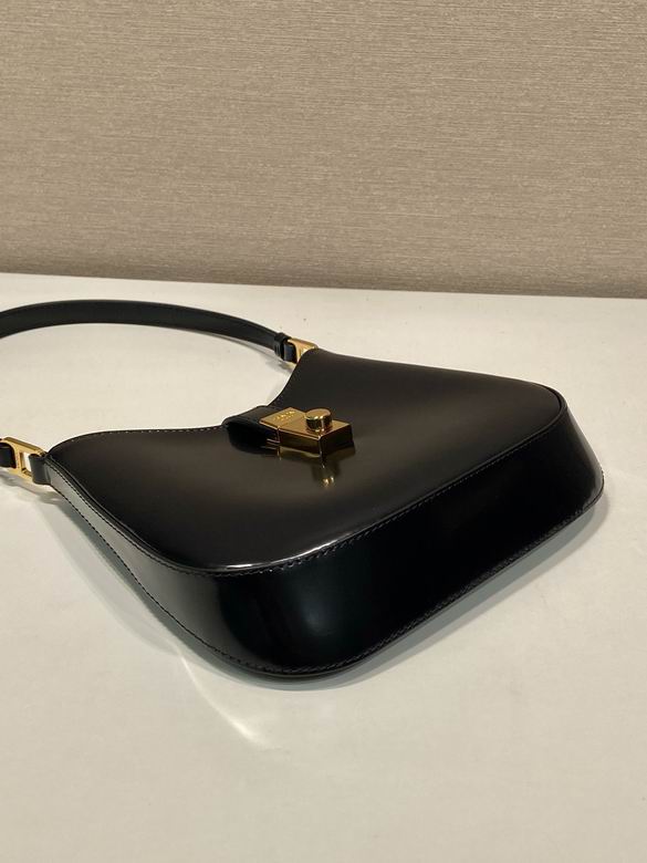 1BC169 22X18.5X4.5cm WP 2色 6