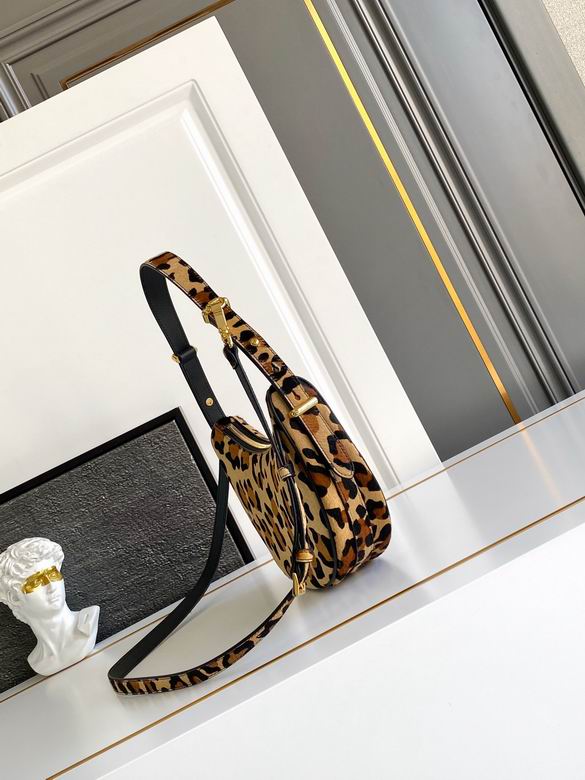 1BC194 22.5X18.5X6cm WP 2色 1