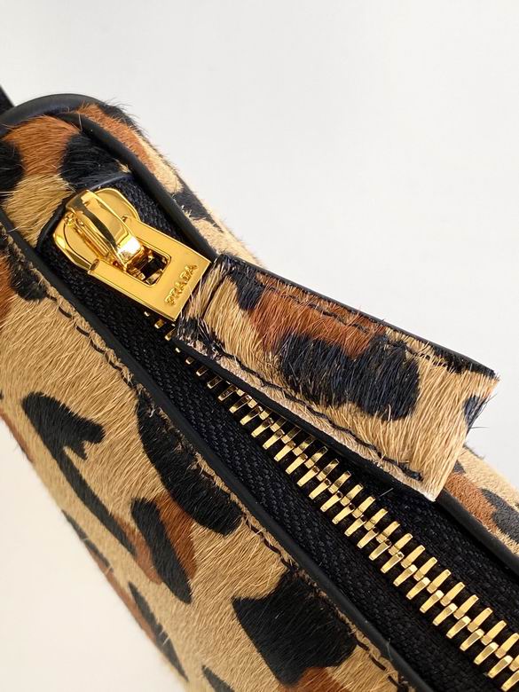 1BC194 22.5X18.5X6cm WP 2色 6