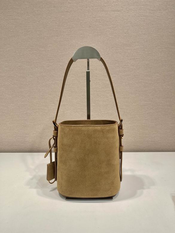 1BE078 17X18.5X10.5cm WP 3