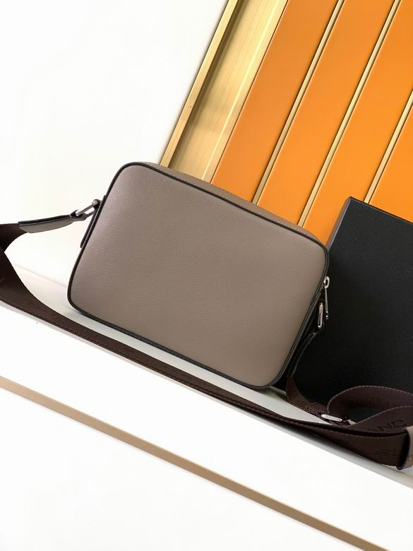 2101-4 23X6X16cm WP 2