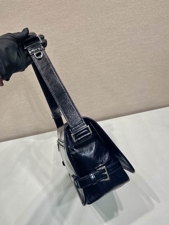 2VD073 30X20X11cm WP 4色 5