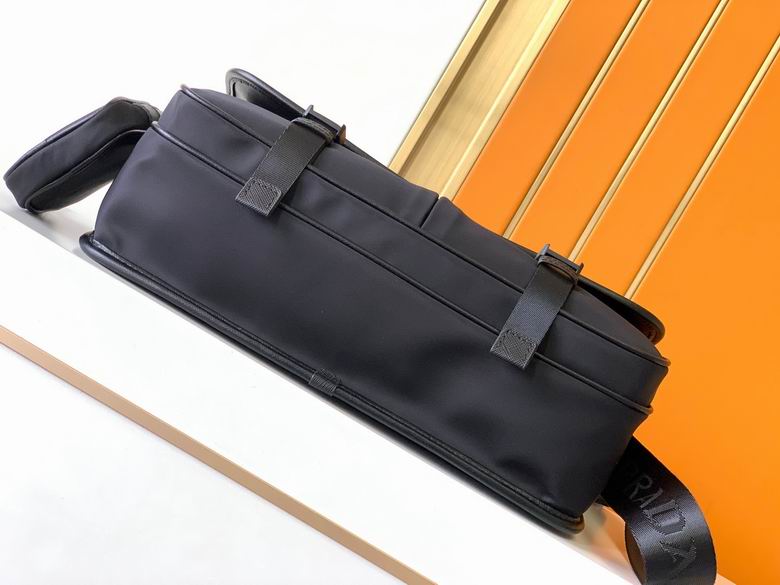 2VD768 30X25X10cm WP 3