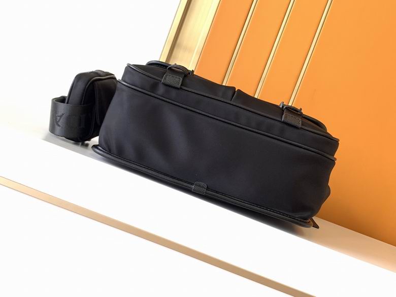 2VD769 24X16X10cm WP 3