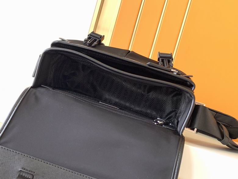 2VD769 24X16X10cm WP 7