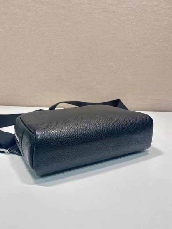 2VH181 24X16.5X7cm WP 4