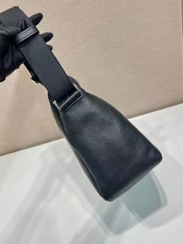 2VH182 31.5X25X14cm WP 4