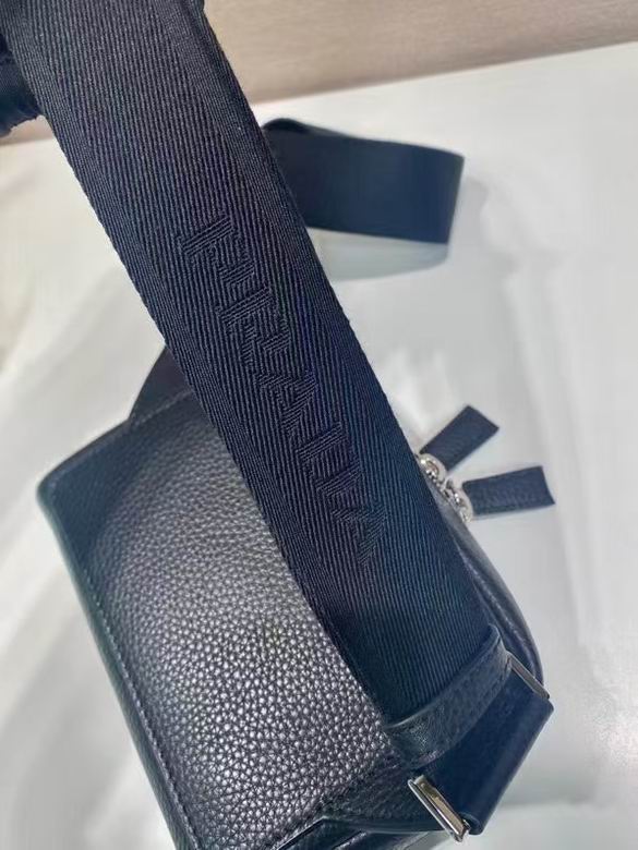 2VH184 19.5X13.5X6cm WP 5