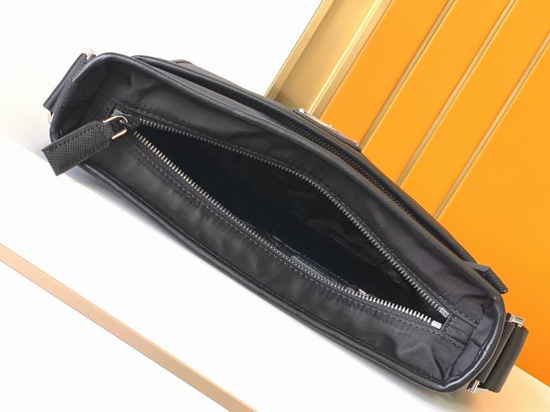 2VH797 26X27X6.5cm WP 7