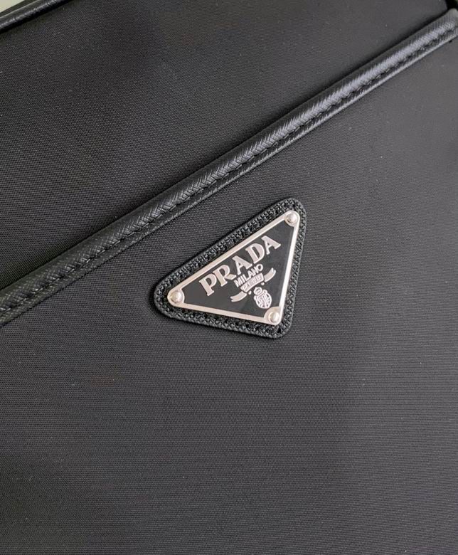 2VQ002 27X24.5X7cm WP 5