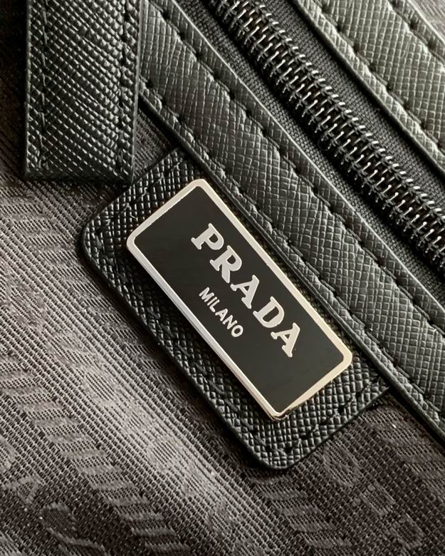 2VQ002 27X24.5X7cm WP 8