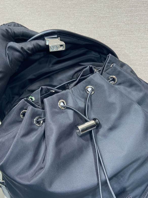 2VZ111 30X38X17cm WP 6