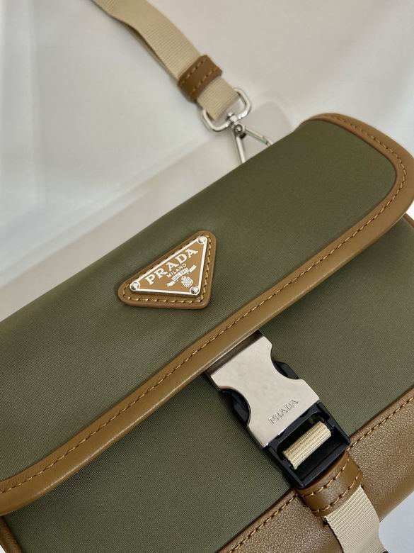 2ZH108 18X14X3cm WP 5