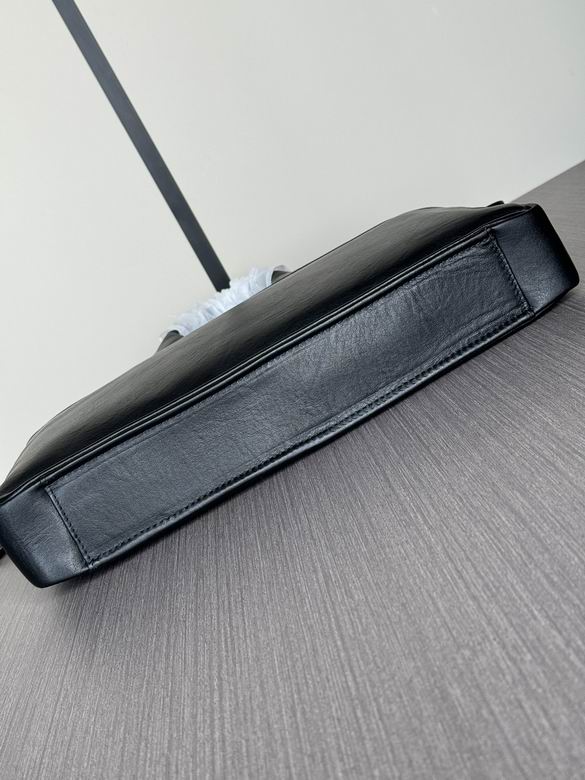 322-1A 39X29X7cm WP 6