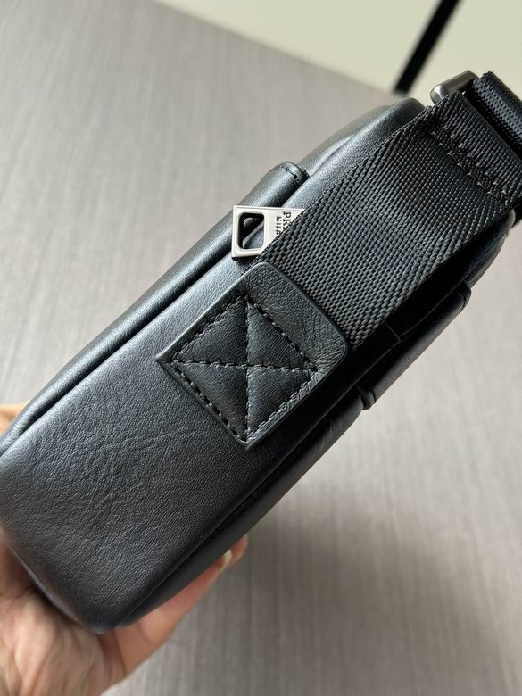 336A 24.5X16.5X5.6cm WP 3