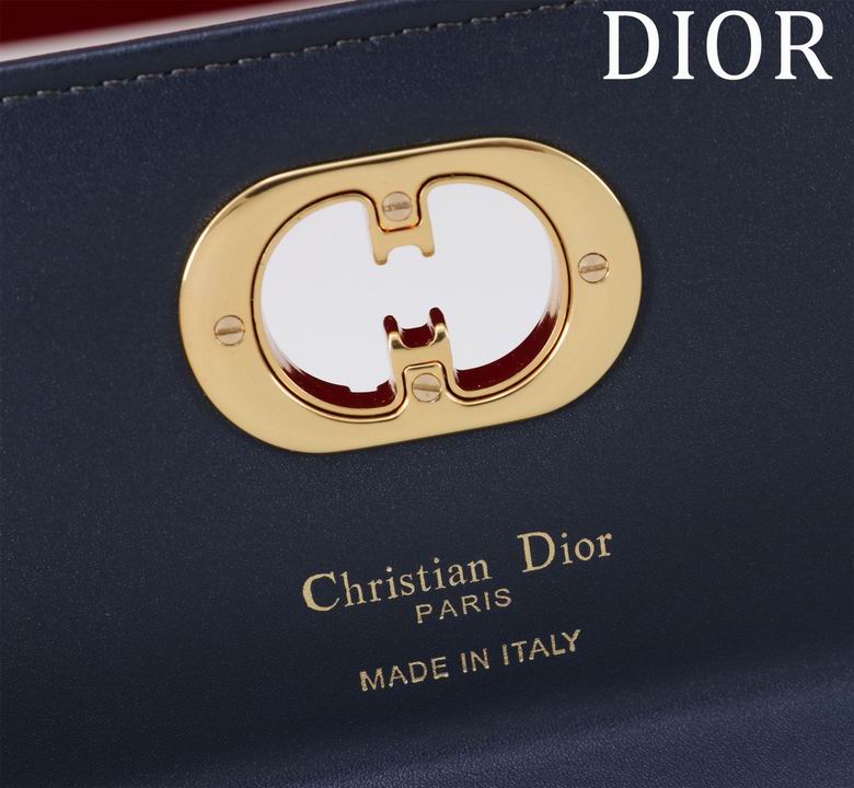 52218363 24X12X4cm HX 13色 117