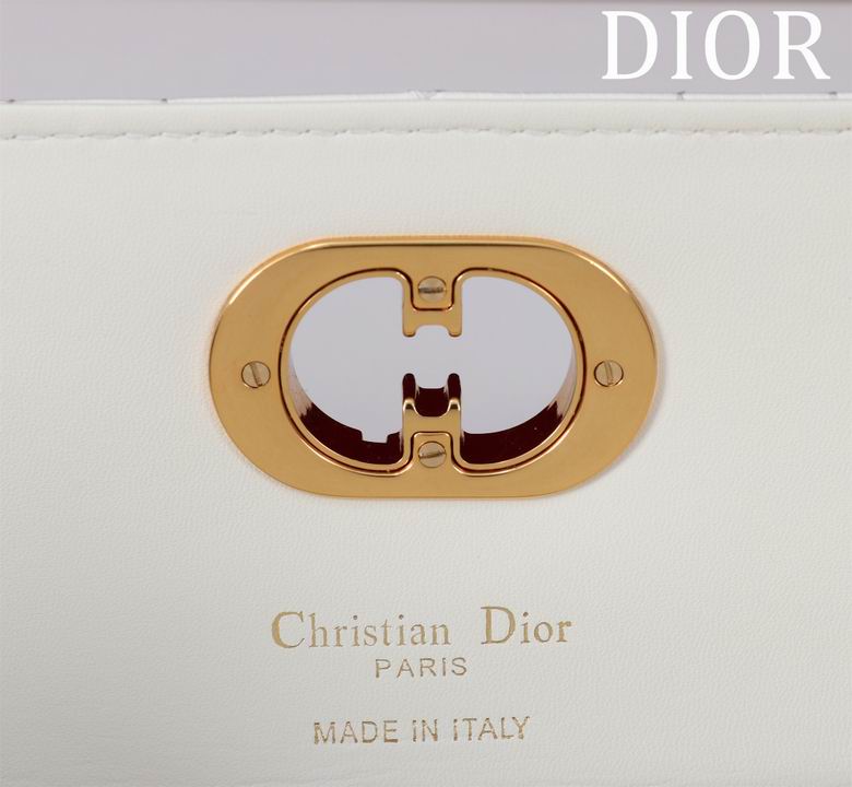 52218363 24X12X4cm HX 13色 63