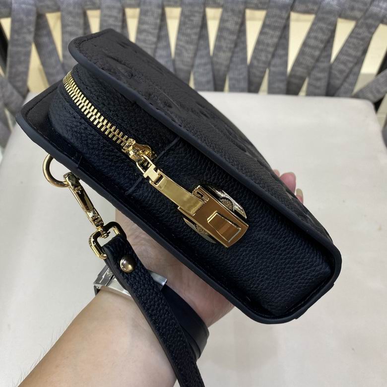 5246-5 27X16.5X5cm WP 7