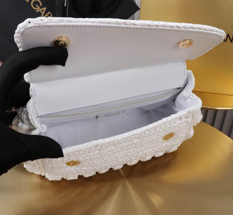 611108 18X11X6cm BG 4