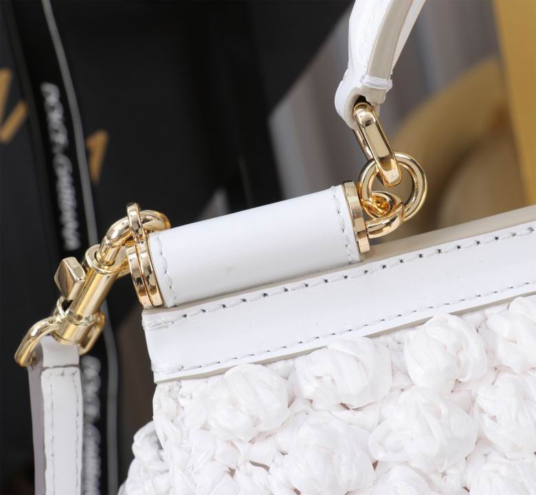 611108 18X11X6cm BG 6