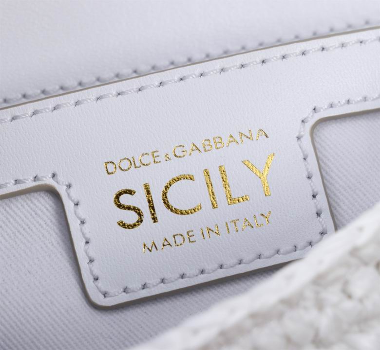 611108 18X11X6cm HX 8