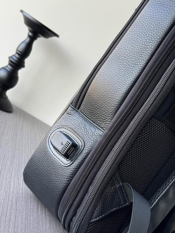 6748 44X30X13cm WP 4