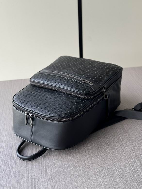 6768 30X43X18cm WP 7