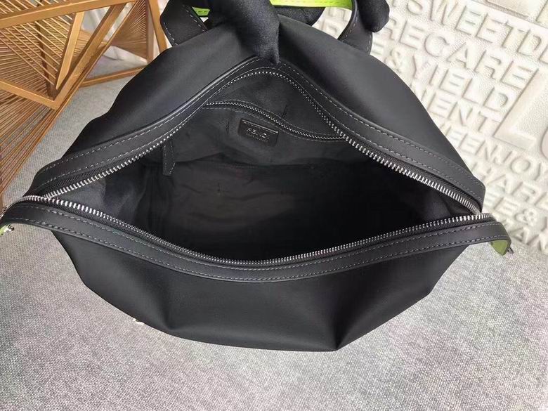 688-1 42X31.5X15cm WP 6