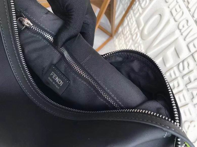 688-1 42X31.5X15cm WP 7